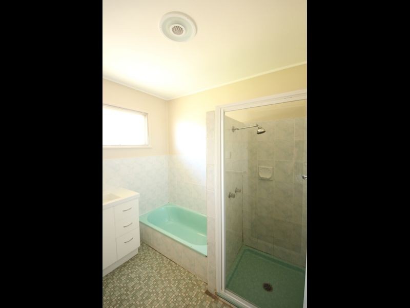 34 Andrew Street, Kallangur QLD 4503