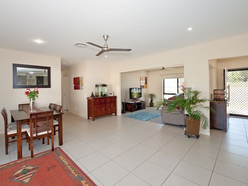 35 Muscat Circuit, Morayfield QLD 4506