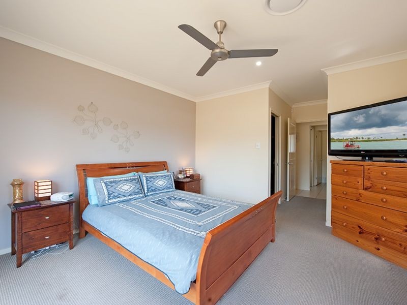 35 Muscat Circuit, Morayfield QLD 4506