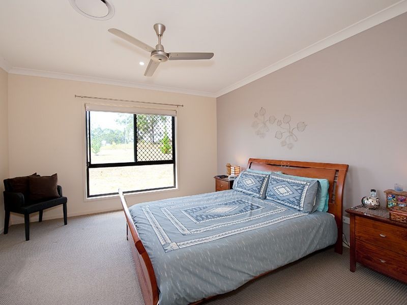 35 Muscat Circuit, Morayfield QLD 4506