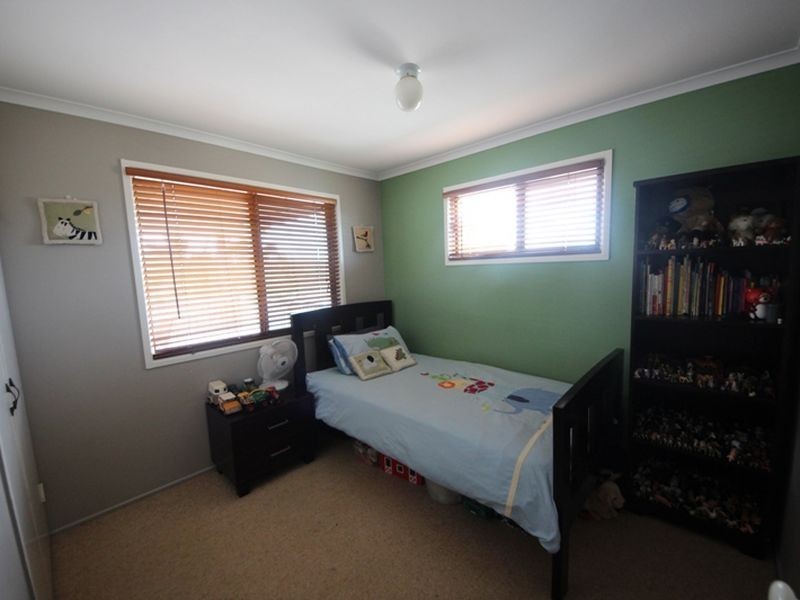 3 Sheaves Road, Kallangur QLD 4503