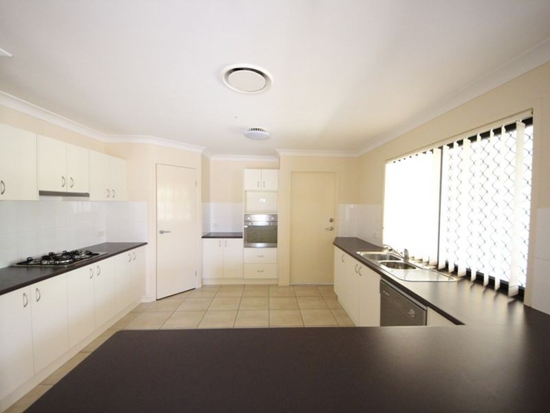 2 Diane Parade, Kallangur QLD 4503