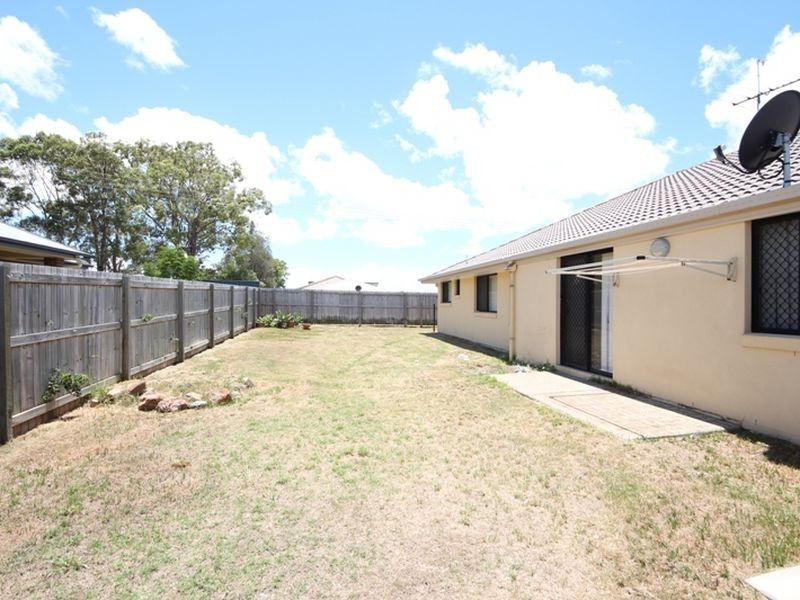 2 Diane Parade, Kallangur QLD 4503