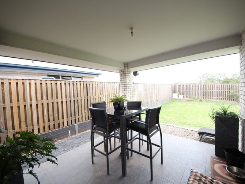 56 Bowerbird Crescent, Dakabin QLD 4503