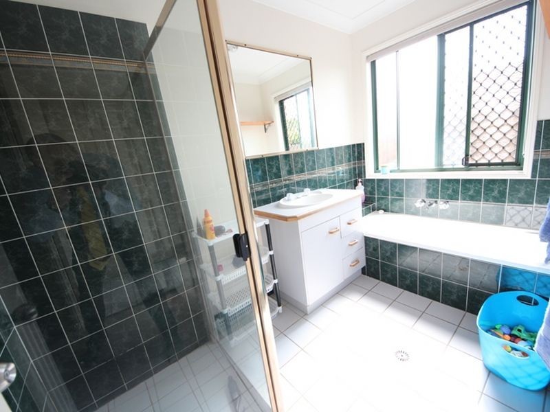 5 Red Admiral Place, Kallangur QLD 4503