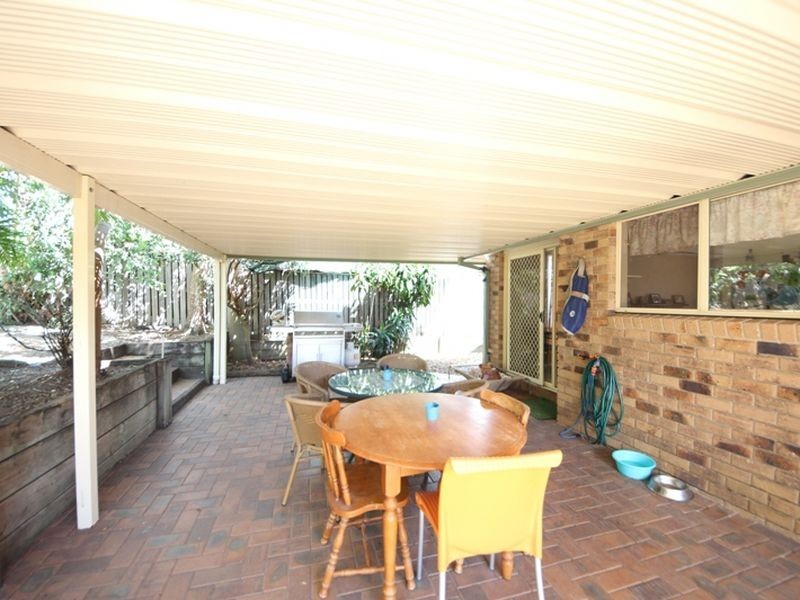 18 Poplar Place, Kallangur QLD 4503