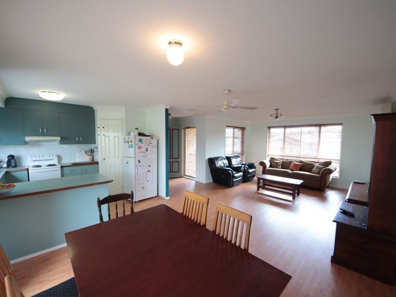 9 Highgate Court, Kallangur QLD 4503