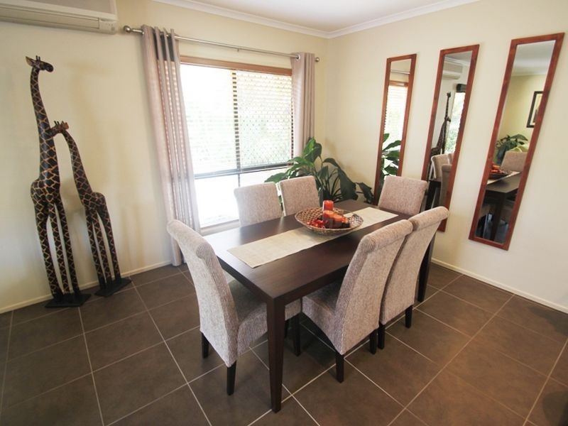 11 Grebe Circuit, North Lakes QLD 4509