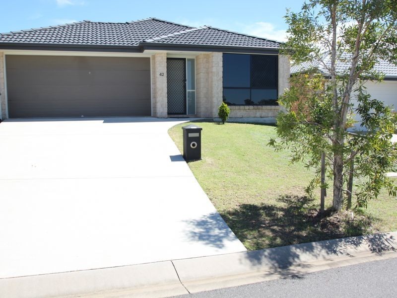 42 Duporth Crescent, Dakabin QLD 4503