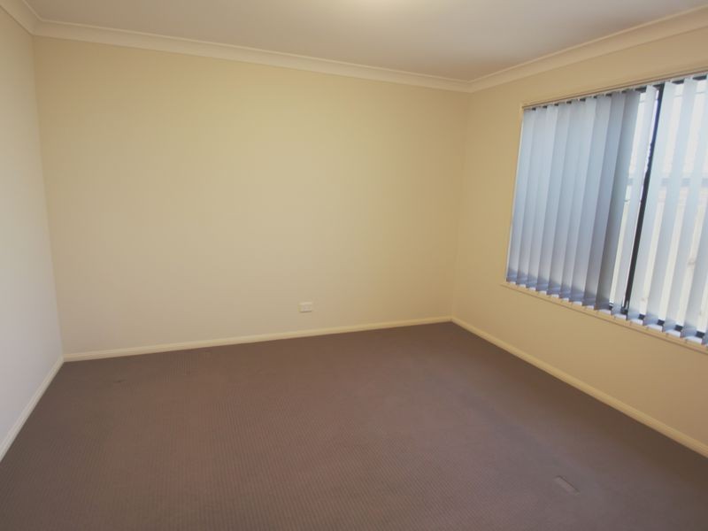 42 Duporth Crescent, Dakabin QLD 4503