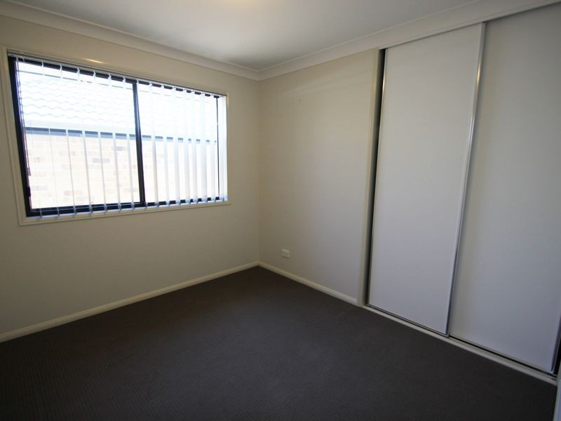 42 Duporth Crescent, Dakabin QLD 4503