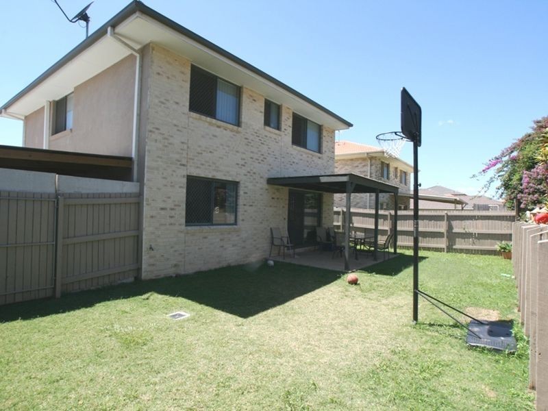 28 Mowbray Court, Kallangur QLD 4503