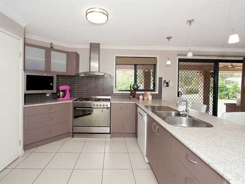 8 Lucy Court, Narangba QLD 4504