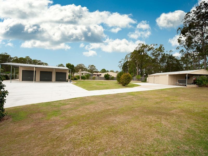 8 Lucy Court, Narangba QLD 4504