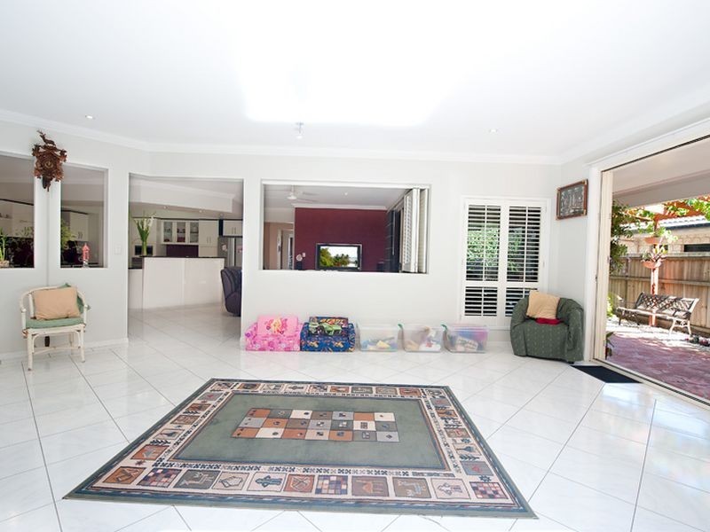 31 Whittome Esplanade, Murrumba Downs QLD 4503