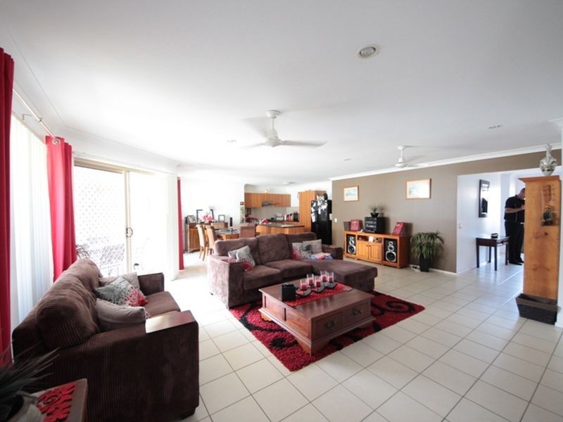41 Allison Drive, Kallangur QLD 4503