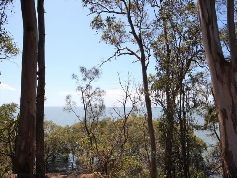 31 Captain Cook Parade, Deception Bay QLD 4508