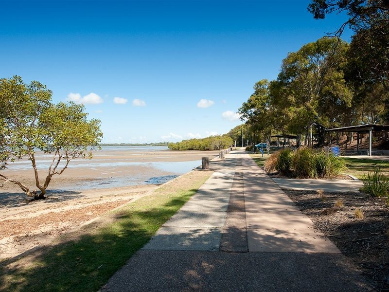 31 Captain Cook Parade, Deception Bay QLD 4508
