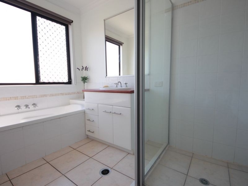 10 Sapphire Close, Griffin QLD 4503