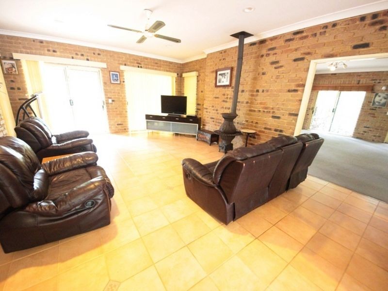 16 Clearview Court, Dakabin QLD 4503