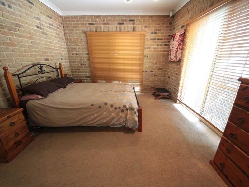 16 Clearview Court, Dakabin QLD 4503