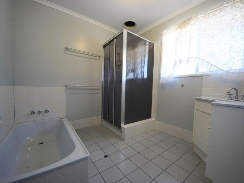 5 Ada Street, Strathpine QLD 4500