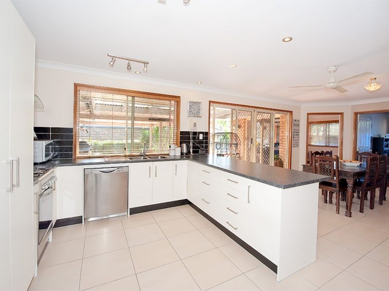 31 Duyvestyn Terrace, Murrumba Downs QLD 4503