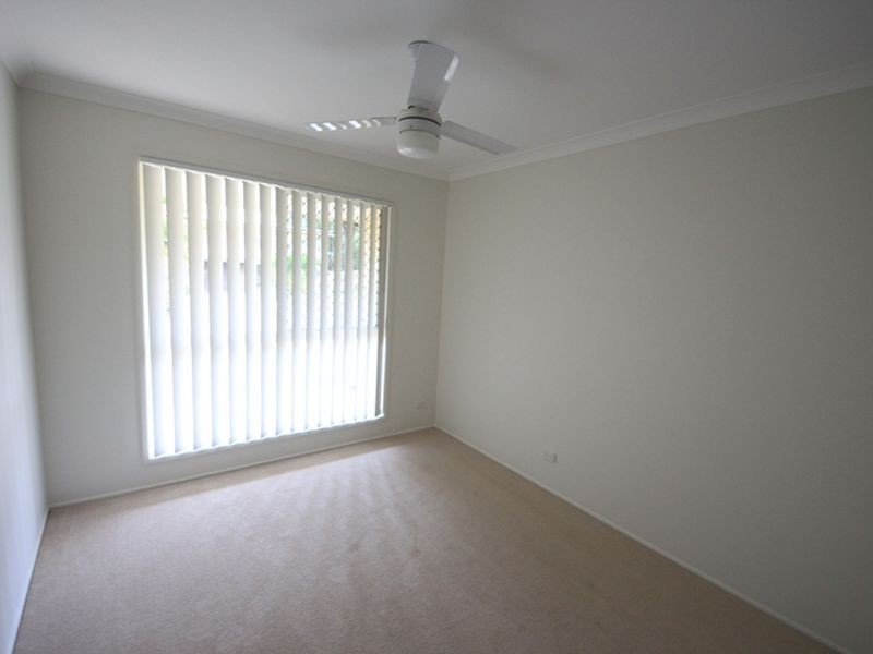 1 Apa Court, Kallangur QLD 4503