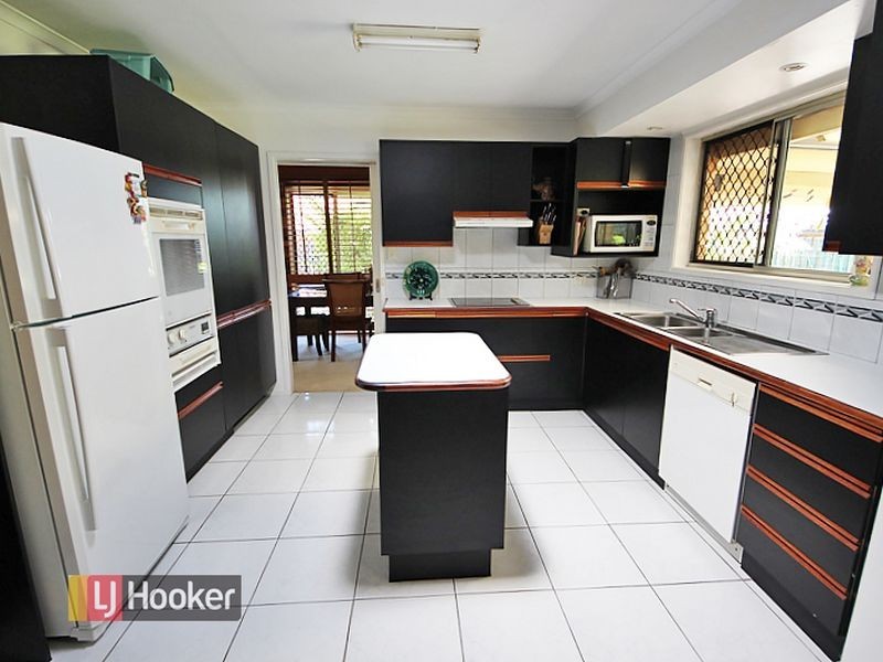 7 Chestnut Drive, Murrumba Downs QLD 4503