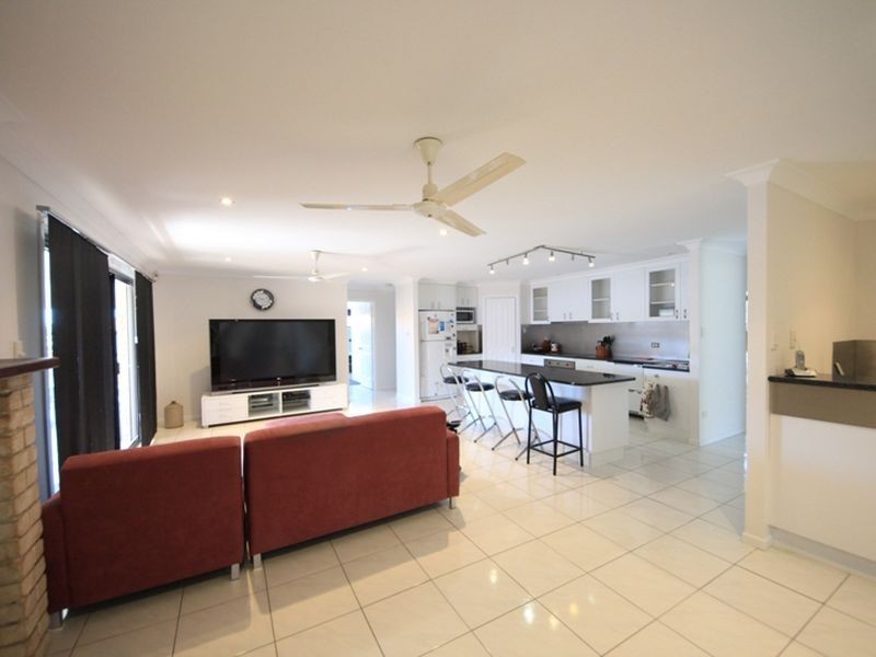21 Clair Avenue, Deception Bay QLD 4508