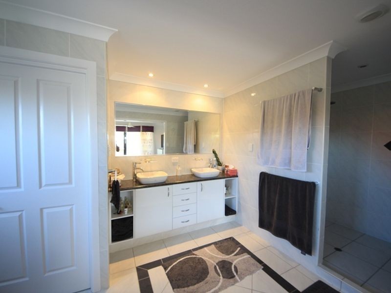 21 Clair Avenue, Deception Bay QLD 4508