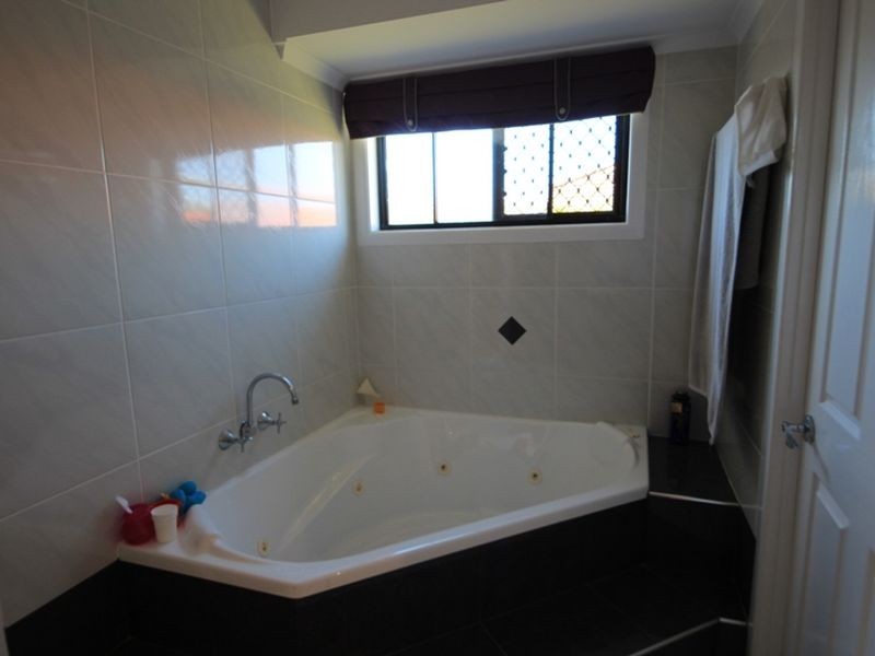 21 Clair Avenue, Deception Bay QLD 4508
