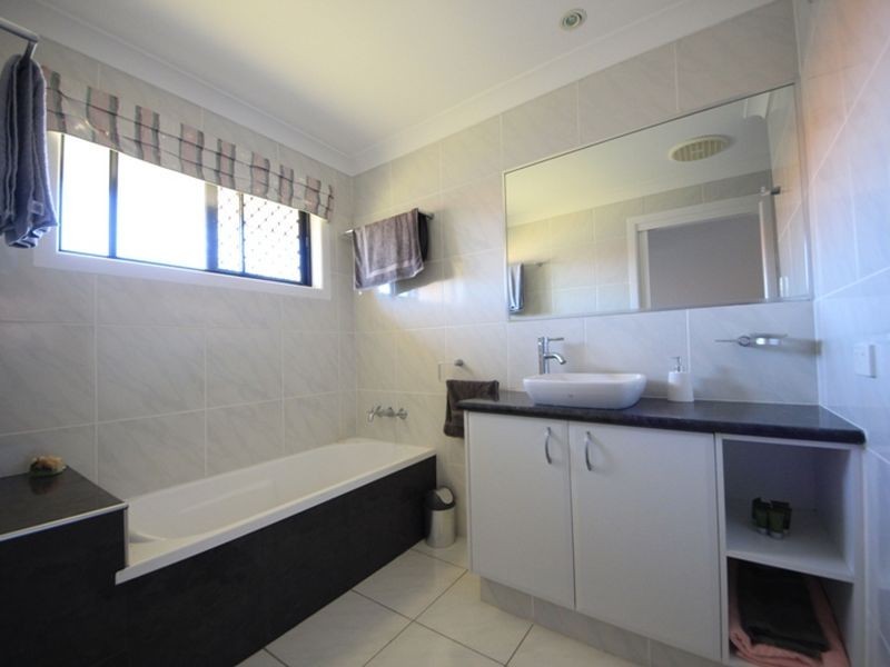21 Clair Avenue, Deception Bay QLD 4508
