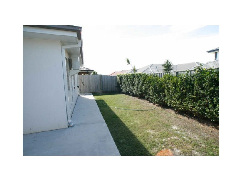 North Lakes QLD 4509