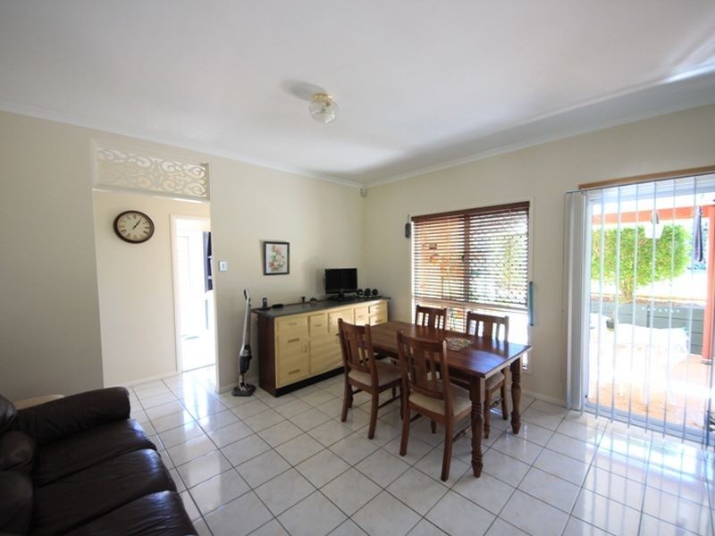 38 Leslie Street, Kallangur QLD 4503