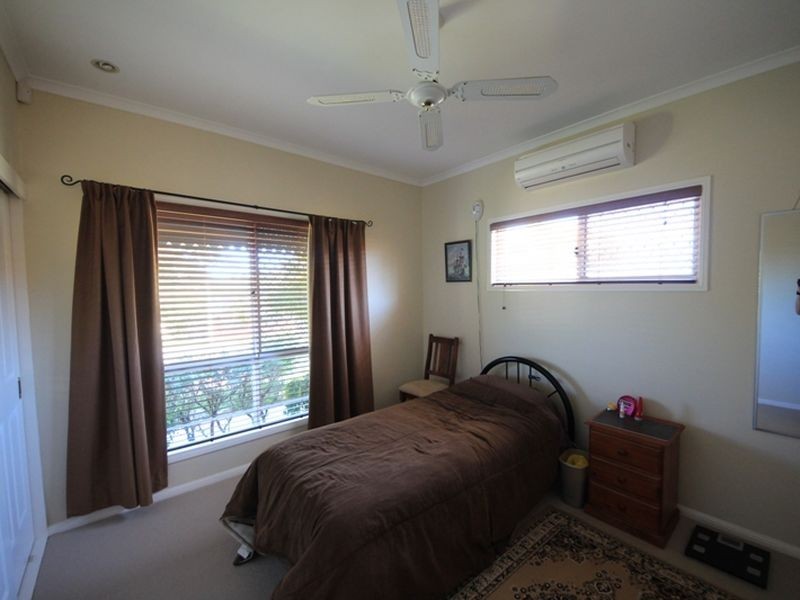 38 Leslie Street, Kallangur QLD 4503