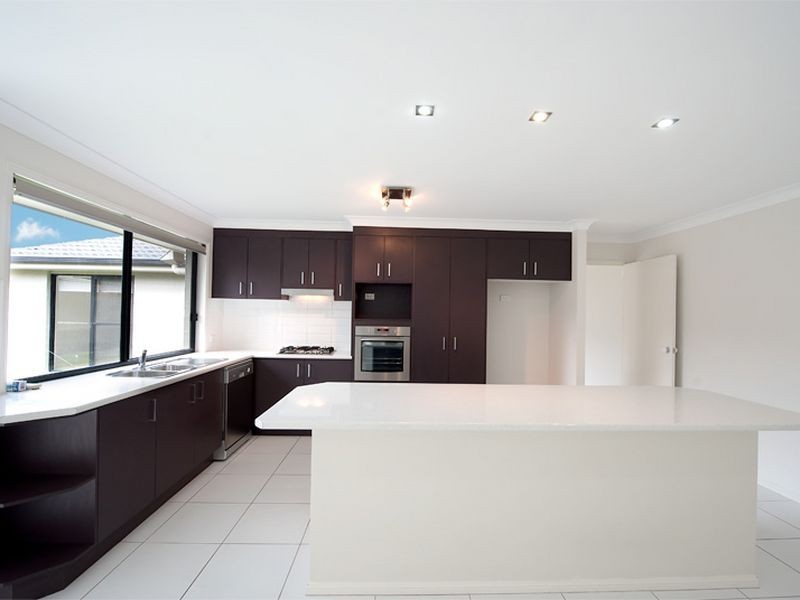 6 Diane Parade, Kallangur QLD 4503