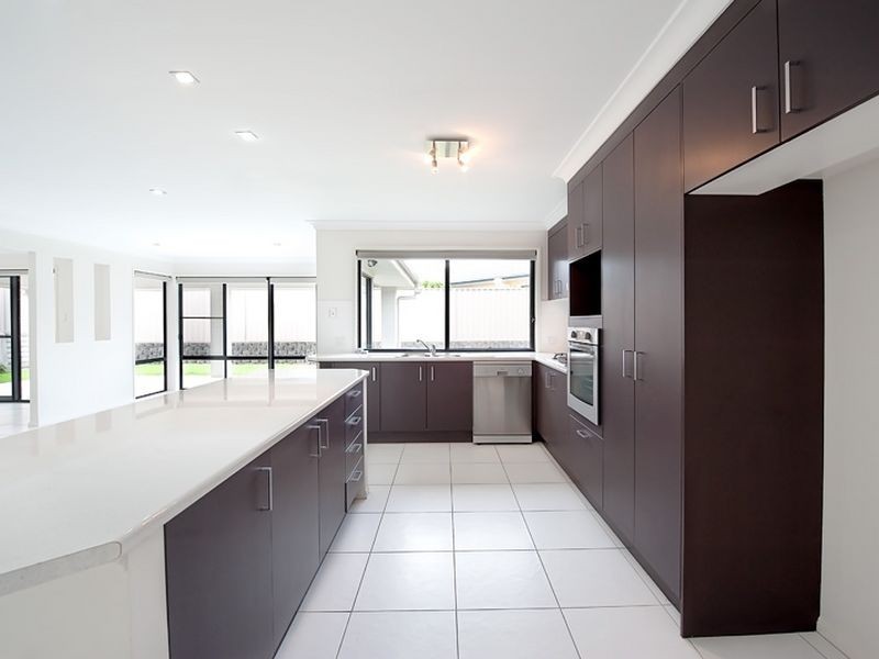 6 Diane Parade, Kallangur QLD 4503