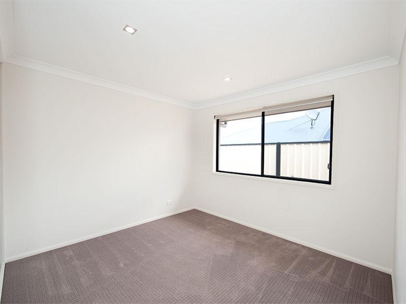 6 Diane Parade, Kallangur QLD 4503