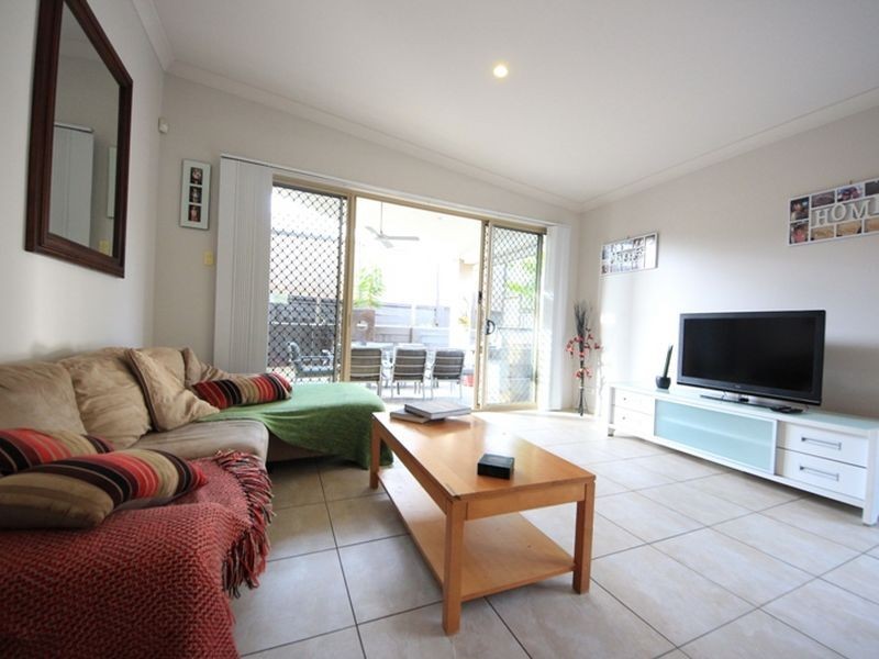 16 Birdwing Crescent, Kallangur QLD 4503