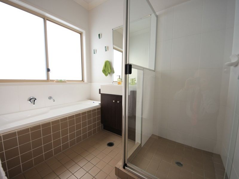16 Birdwing Crescent, Kallangur QLD 4503