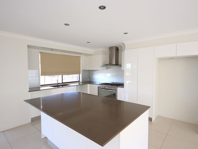 9 Magnolia Drive, Kallangur QLD 4503