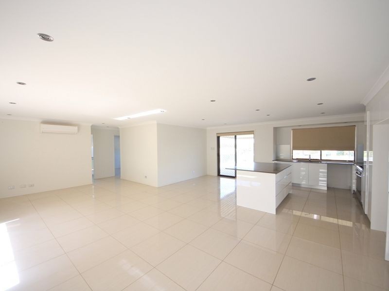 9 Magnolia Drive, Kallangur QLD 4503