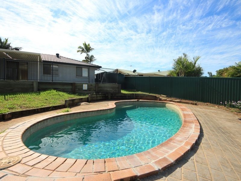 9 Magnolia Drive, Kallangur QLD 4503