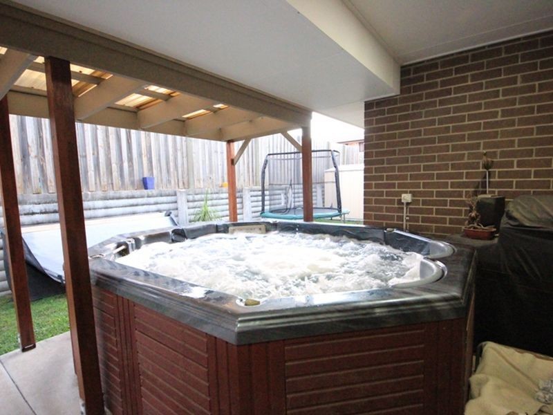 14 Melissa Circuit, Kallangur QLD 4503