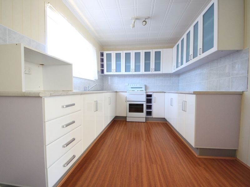 4 Brennan Parade, Strathpine QLD 4500