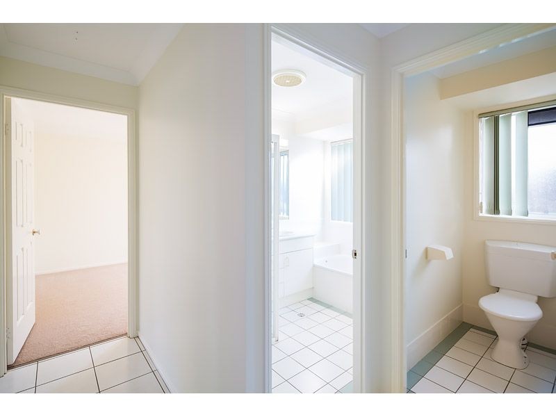 13 Mountain Blue Drive, Kallangur QLD 4503