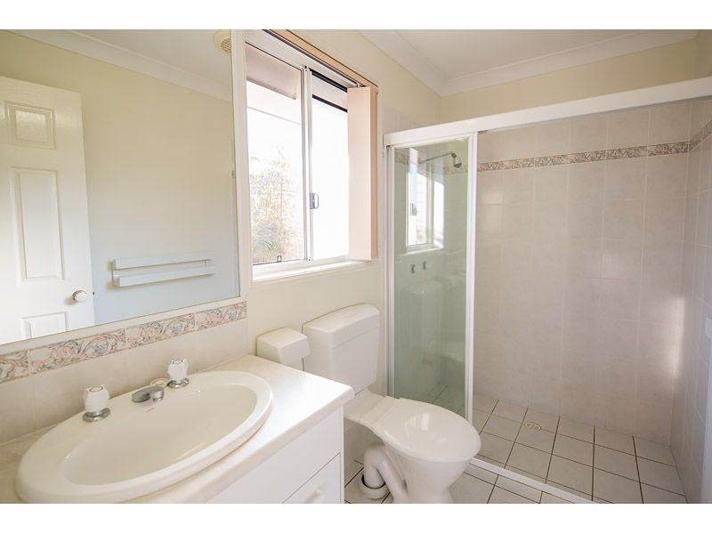 13 Mountain Blue Drive, Kallangur QLD 4503