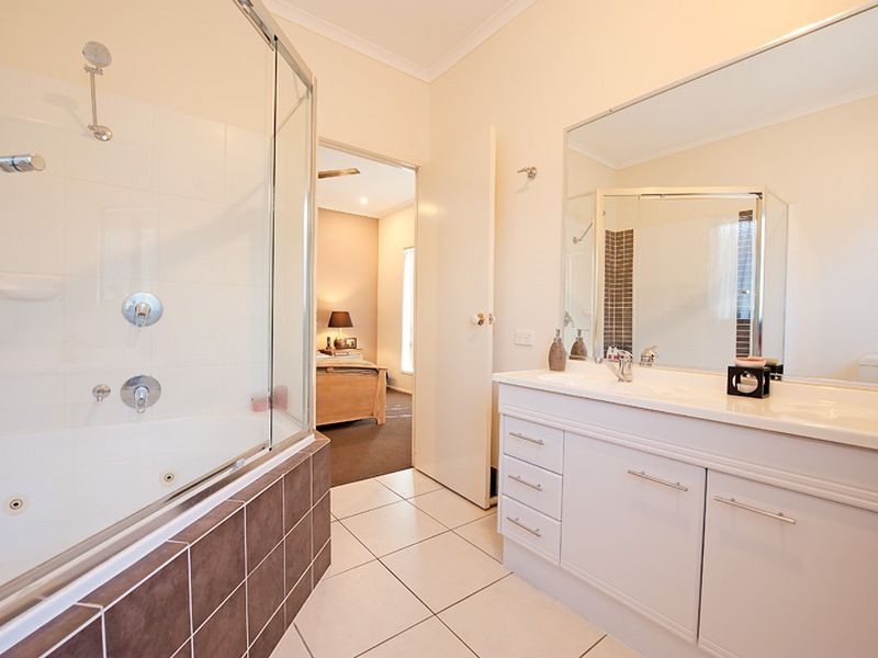 3 Nadine Court, Warner QLD 4500