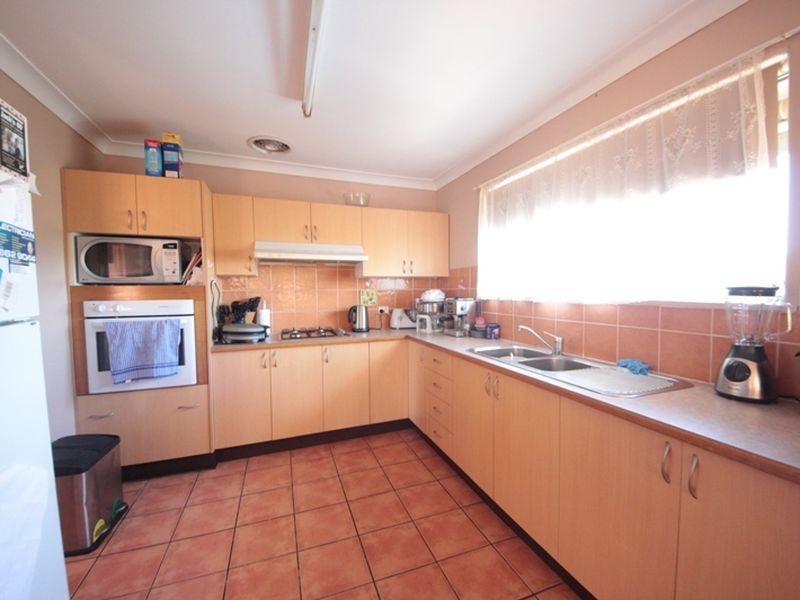 9 Maurice Street, Kallangur QLD 4503